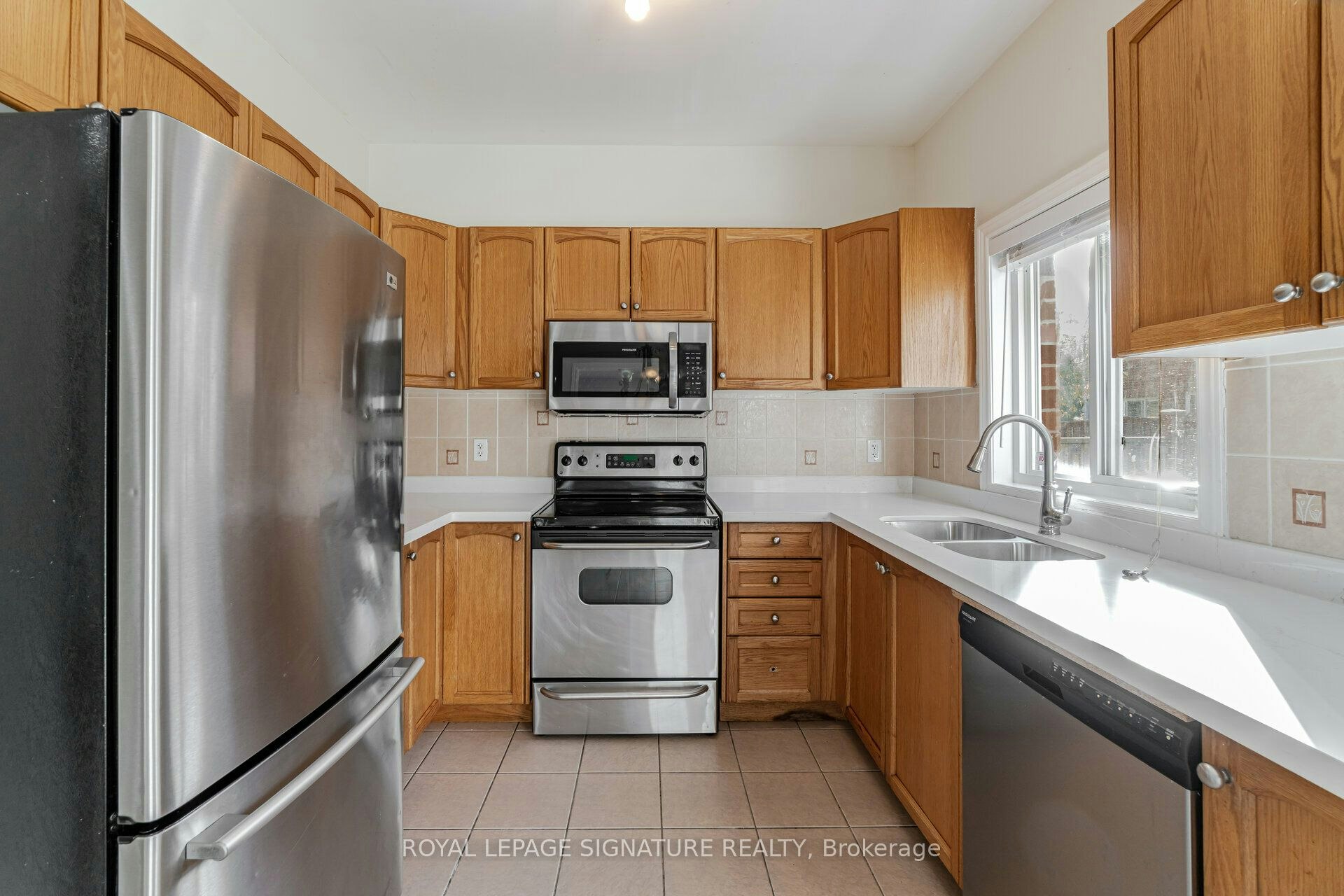 1015 Eager Road, Milton, ON, L9T 6S4 - 12