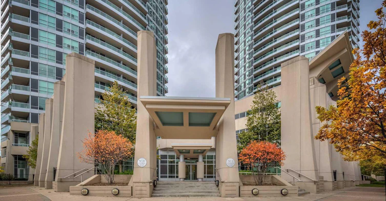 1212-1 Elm Drive, Mississauga, ON, L5B 4M1 - 2