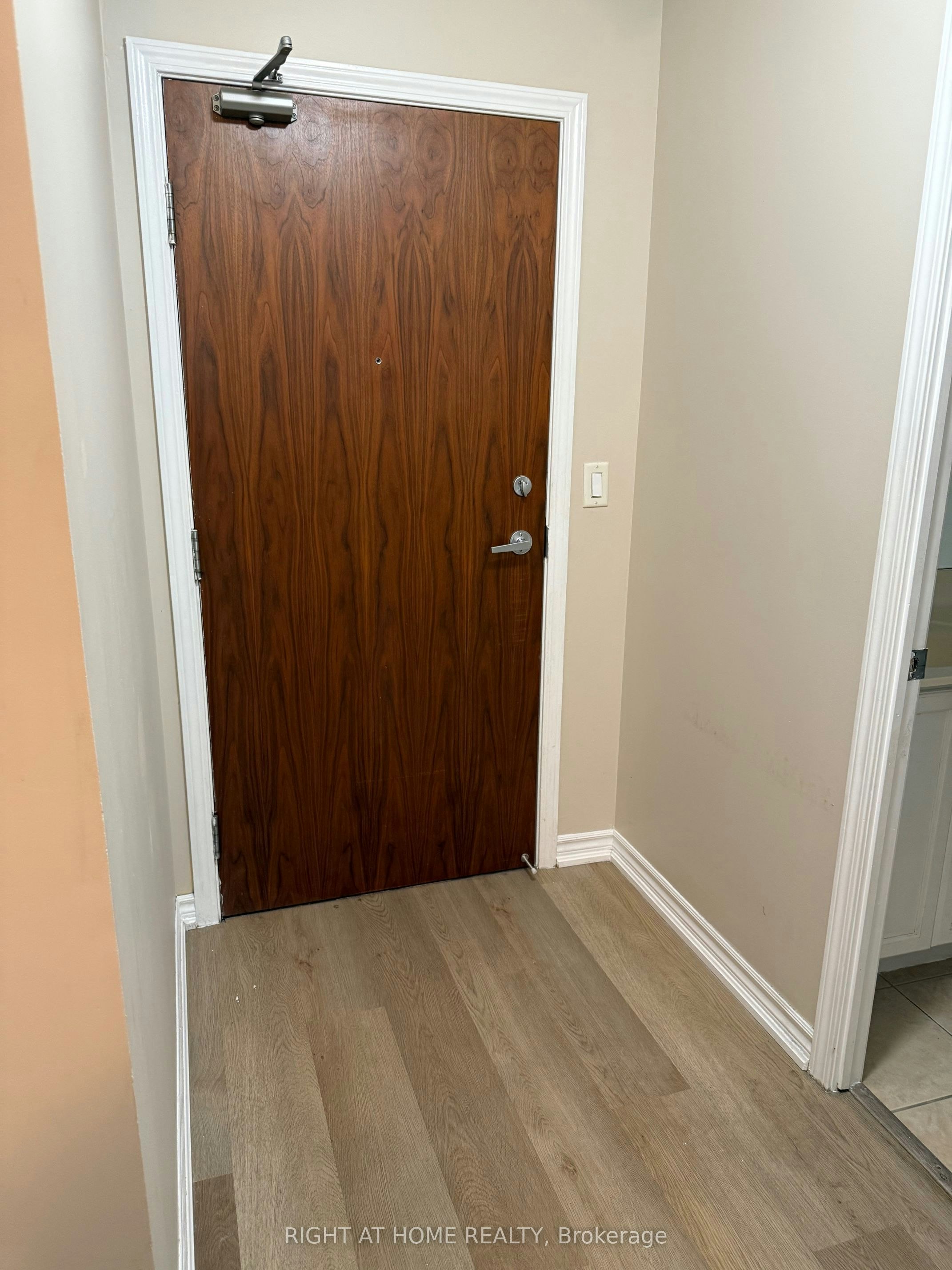 1212-1 Elm Drive, Mississauga, ON, L5B 4M1 - 10