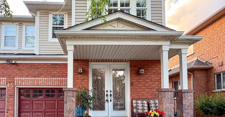 45 Charleswood Circle, Brampton, ON, L7A 1Z1 - 2