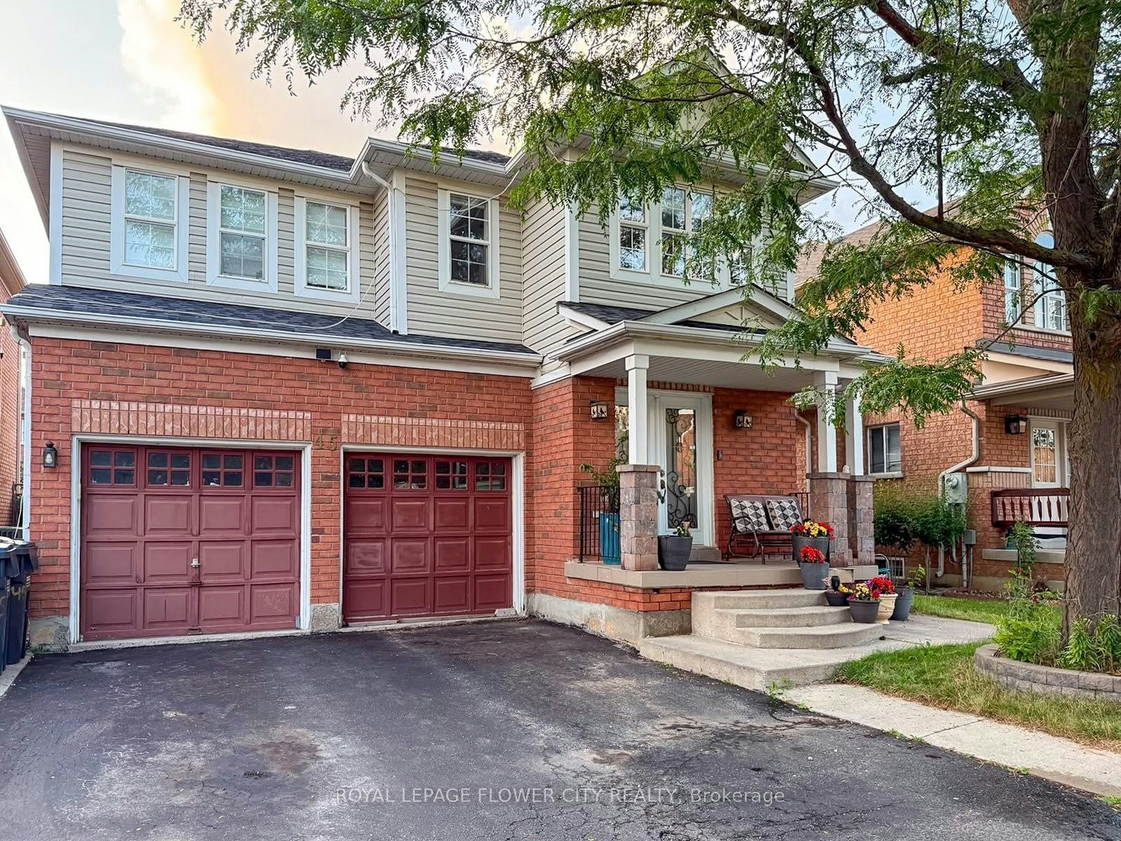 45 Charleswood Circle, Brampton, ON, L7A 1Z1