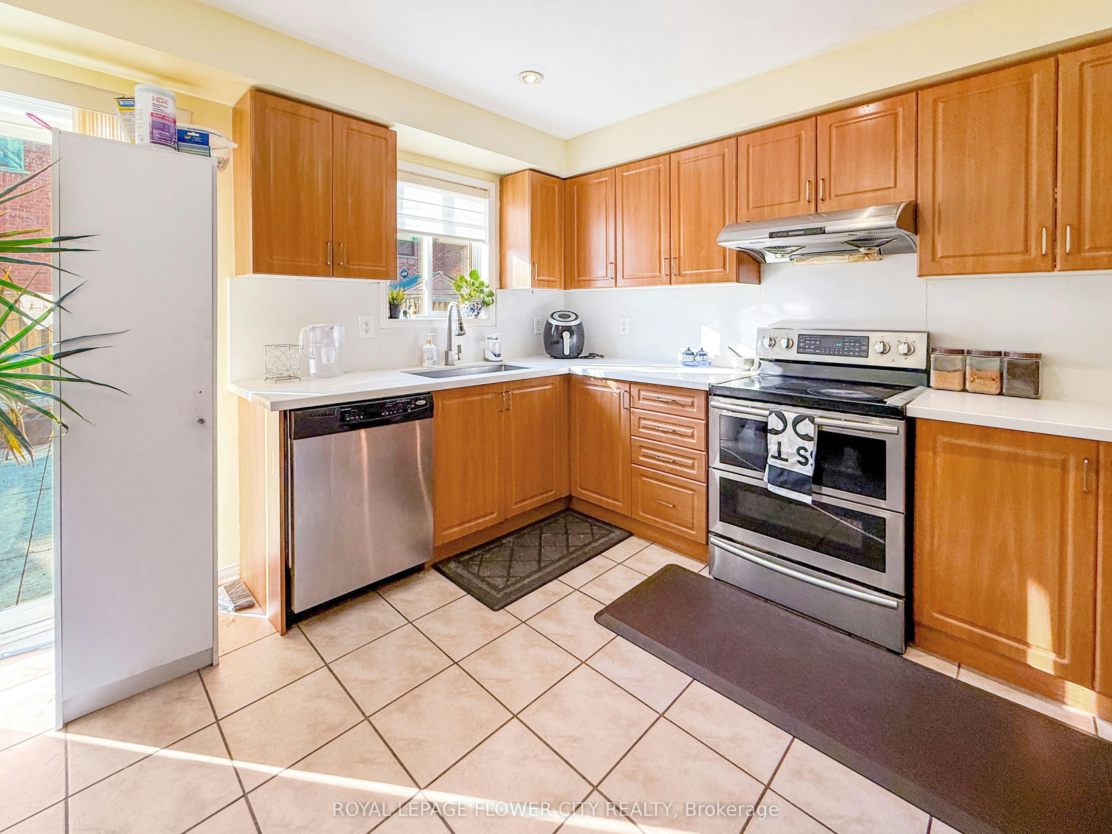 45 Charleswood Circle, Brampton, ON, L7A 1Z1 - 13
