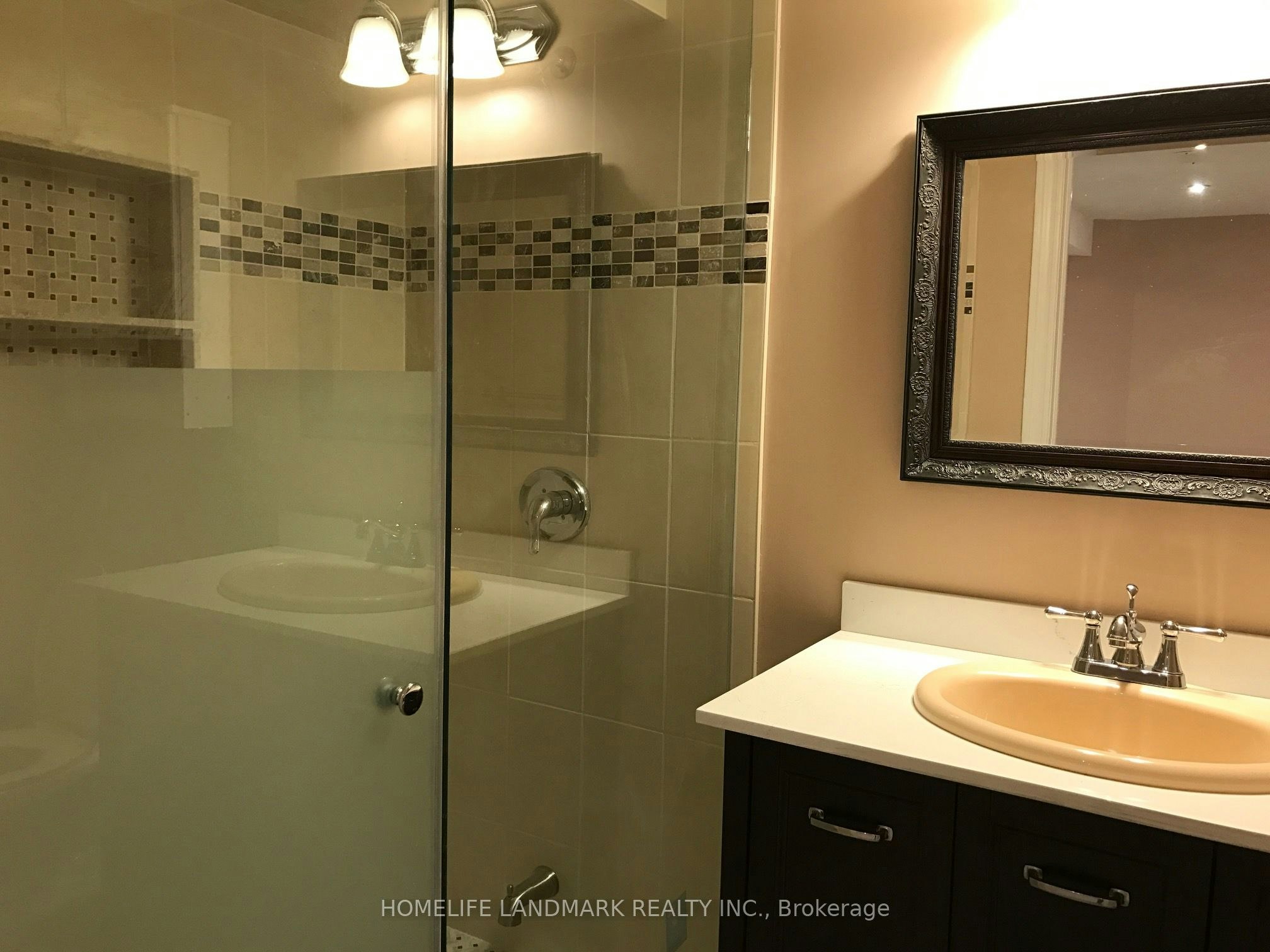 2535 Symington Court, Mississauga, ON, L5N 4L4 - 12