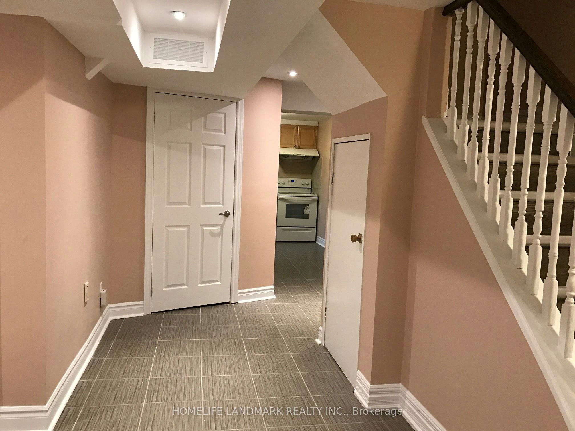 2535 Symington Court, Mississauga, ON, L5N 4L4 - 10