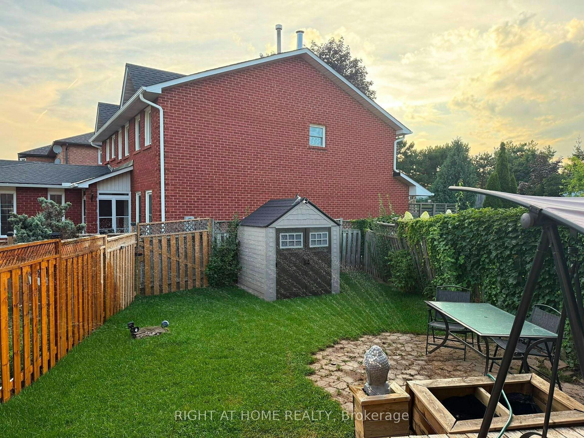 1444 Prince John Circle, Oakville, ON, L6J 6W8 - 35