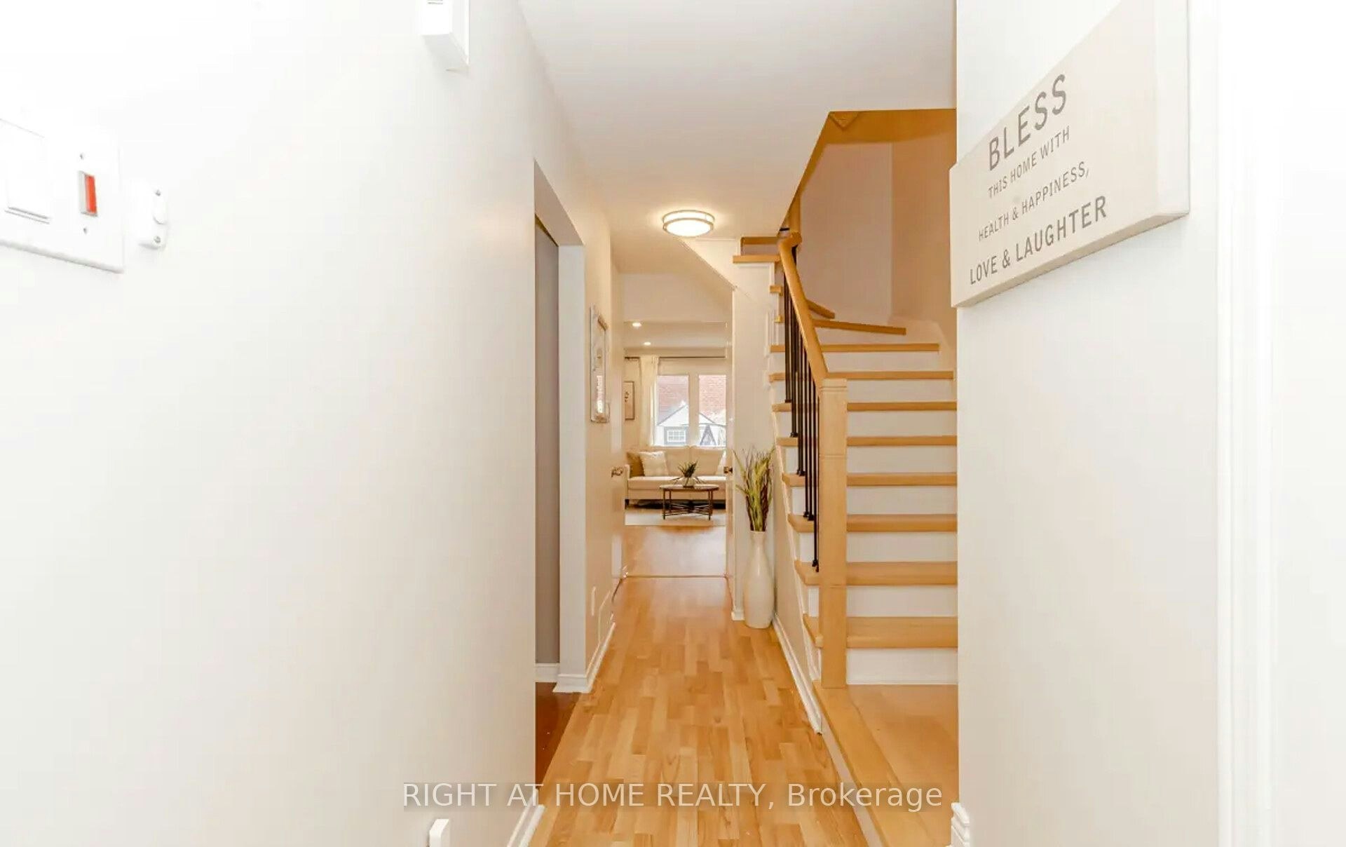 1444 Prince John Circle, Oakville, ON, L6J 6W8 - 8