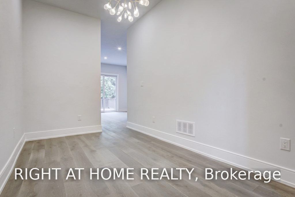 1165 Pinegrove Road, Oakville, ON, L6L 2W3 - 4