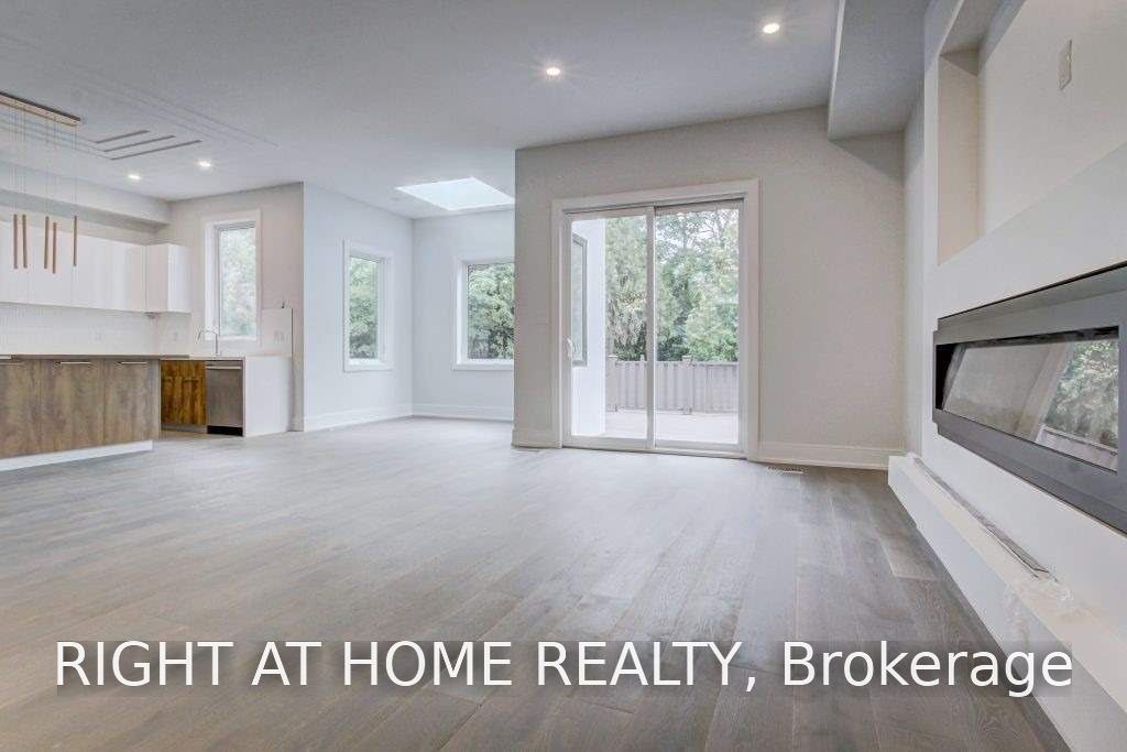 1165 Pinegrove Road, Oakville, ON, L6L 2W3 - 5