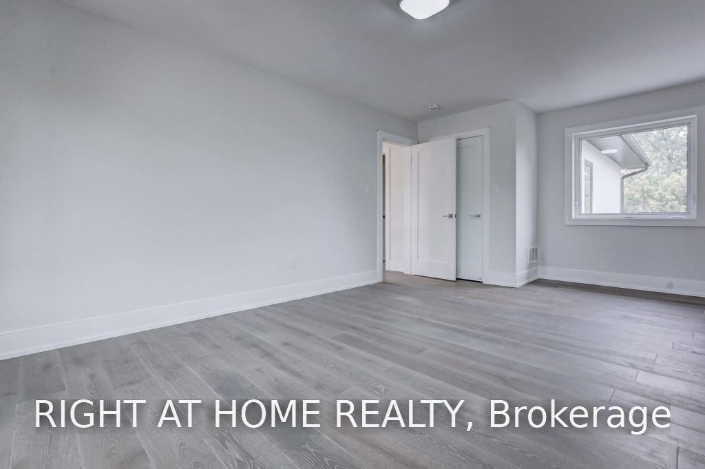 1165 Pinegrove Road, Oakville, ON, L6L 2W3 - 25