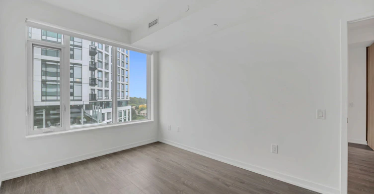 905-2485 Eglinton Avenue W, Mississauga, ON, L5M 2T1 - 5