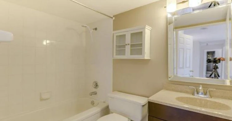 905-400 Webb Drive, Mississauga, ON, L5B 3Z7 - 10
