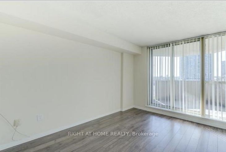 905-400 Webb Drive, Mississauga, ON, L5B 3Z7 - 7