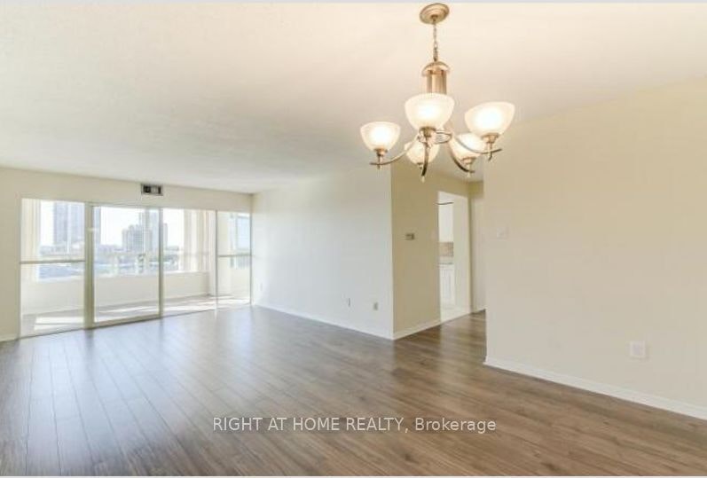 905-400 Webb Drive, Mississauga, ON, L5B 3Z7 - 9