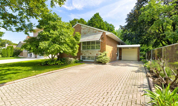 109 Wincott Drive