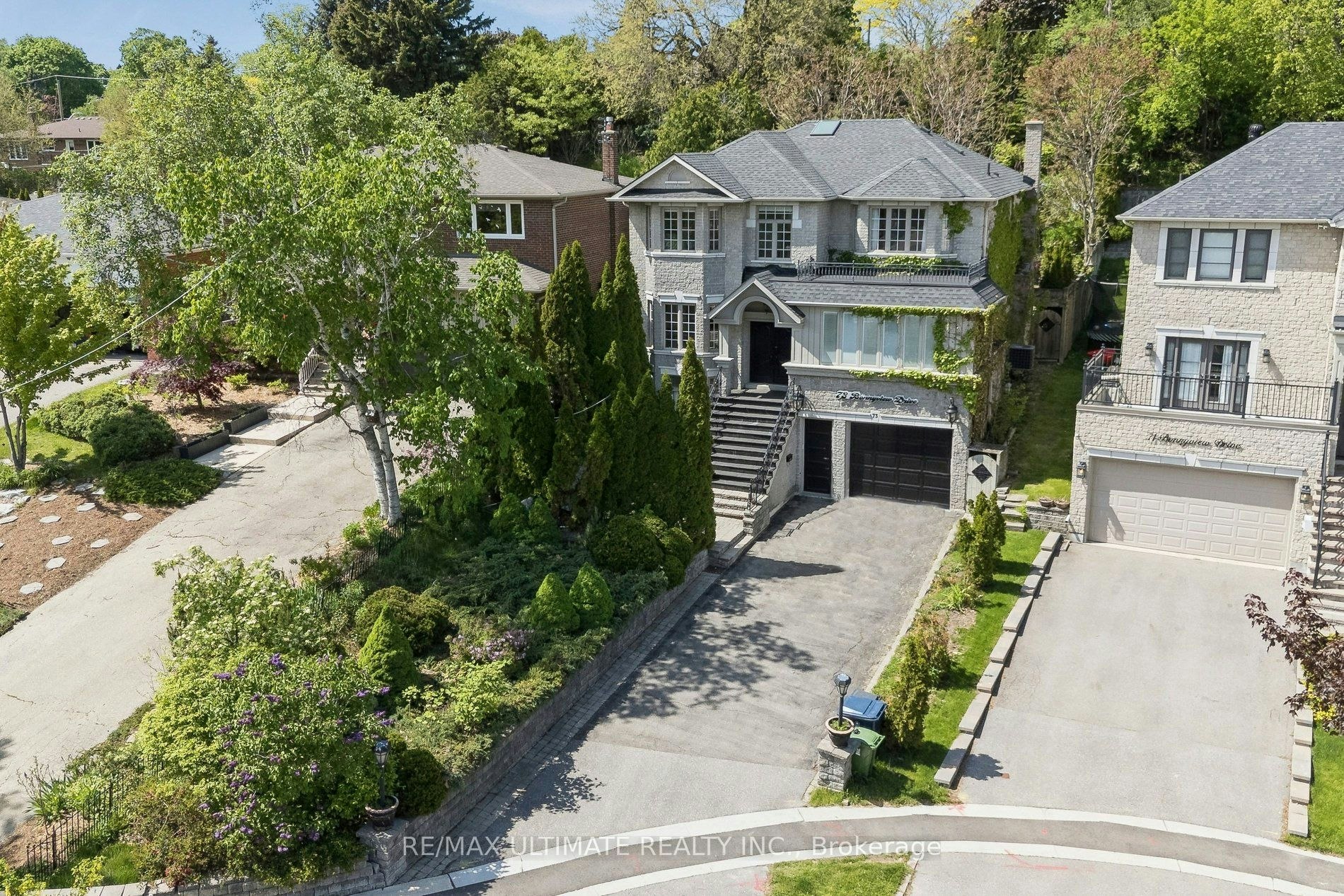 73 Bonnyview Drive, Toronto, ON, M8Y 3G7
