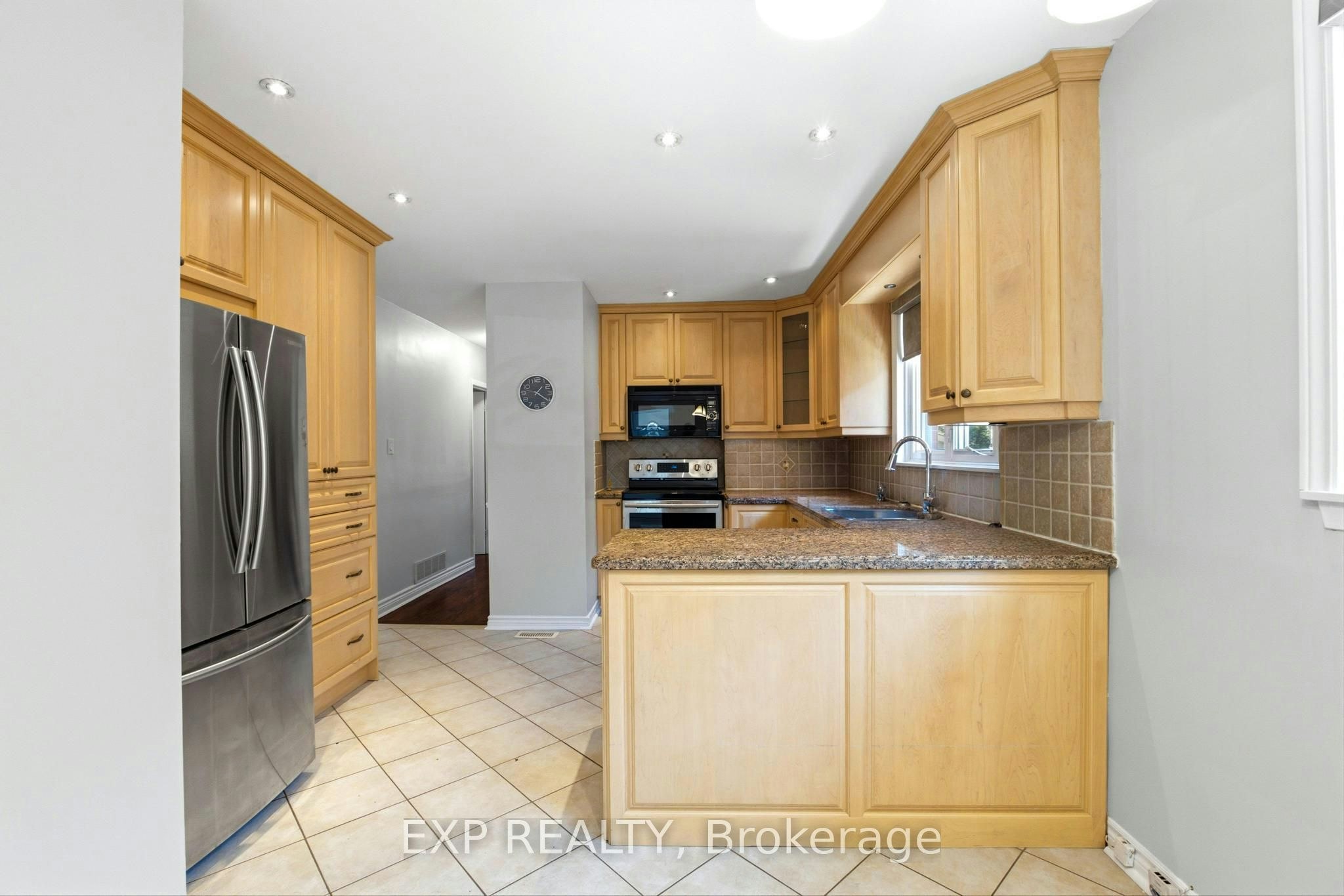 3671 Holden Crescent, Mississauga, ON, L5A 2V9 - 11