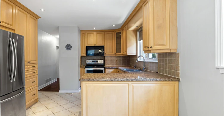 3671 Holden Crescent, Mississauga, ON, L5A 2V9 - 11