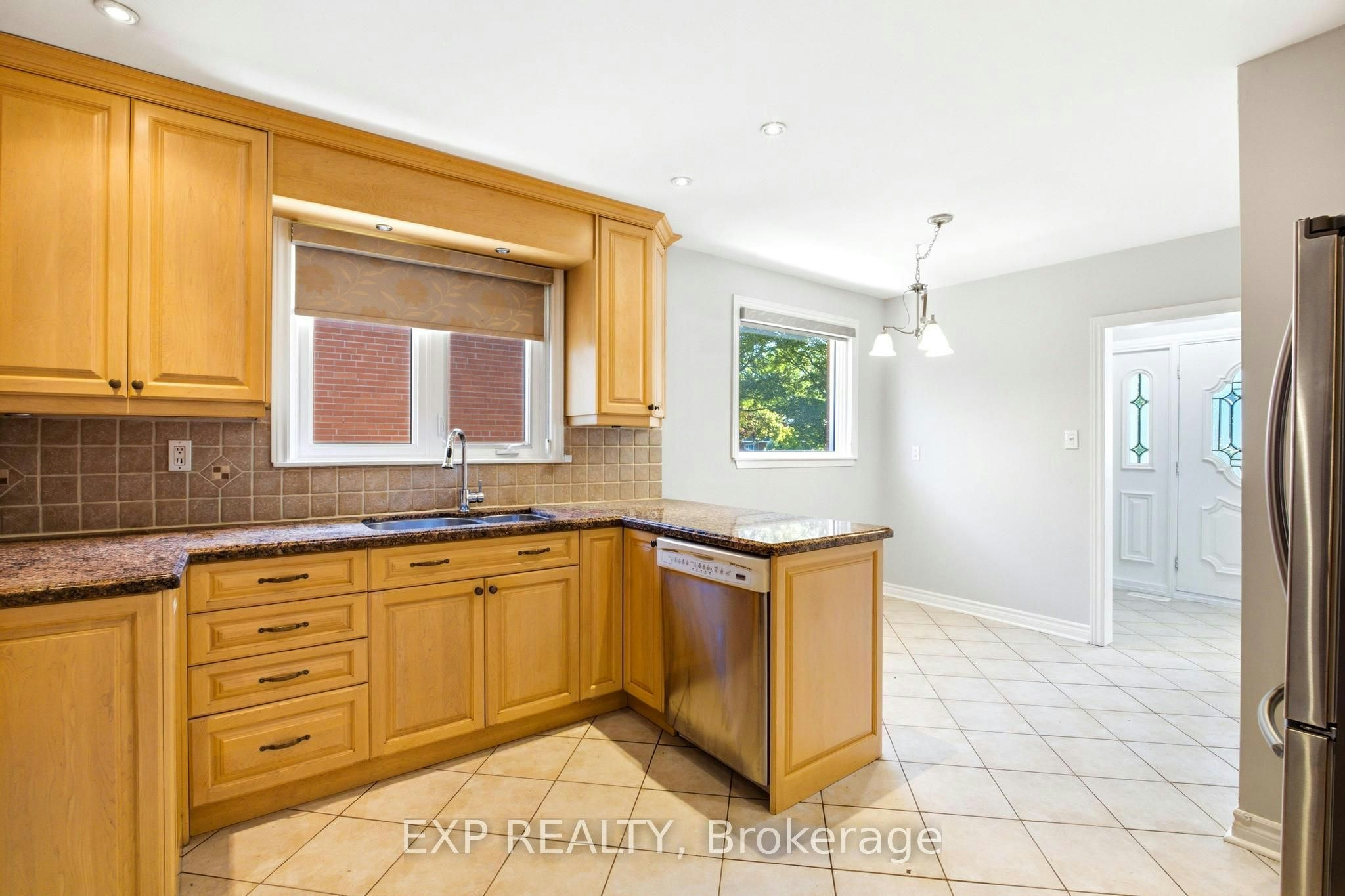 3671 Holden Crescent, Mississauga, ON, L5A 2V9 - 9