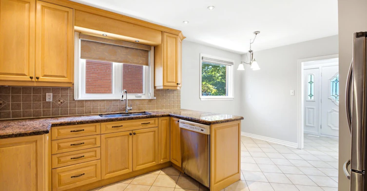 3671 Holden Crescent, Mississauga, ON, L5A 2V9 - 9