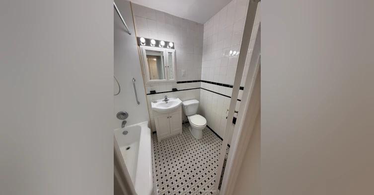 105-2 Royal York Road, Toronto, ON, M8V 2S6 - 27