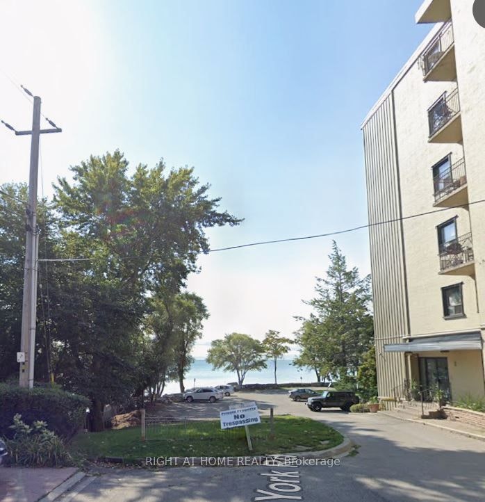 105-2 Royal York Road, Toronto, ON, M8V 2S6 - 10