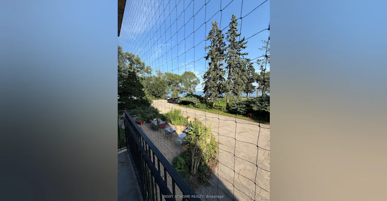 105-2 Royal York Road, Toronto, ON, M8V 2S6 - 11