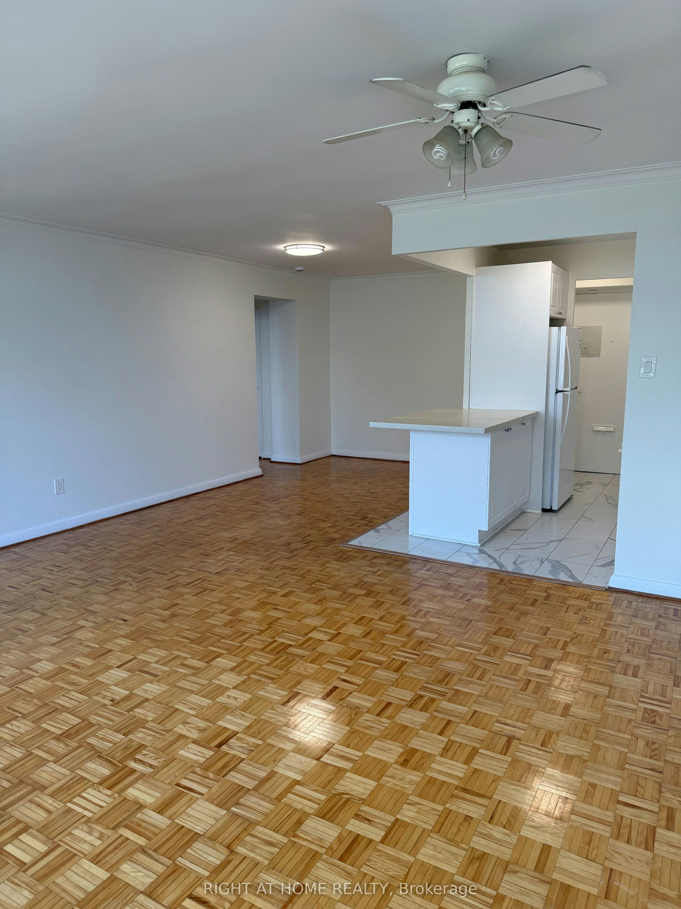 105-2 Royal York Road, Toronto, ON, M8V 2S6 - 14