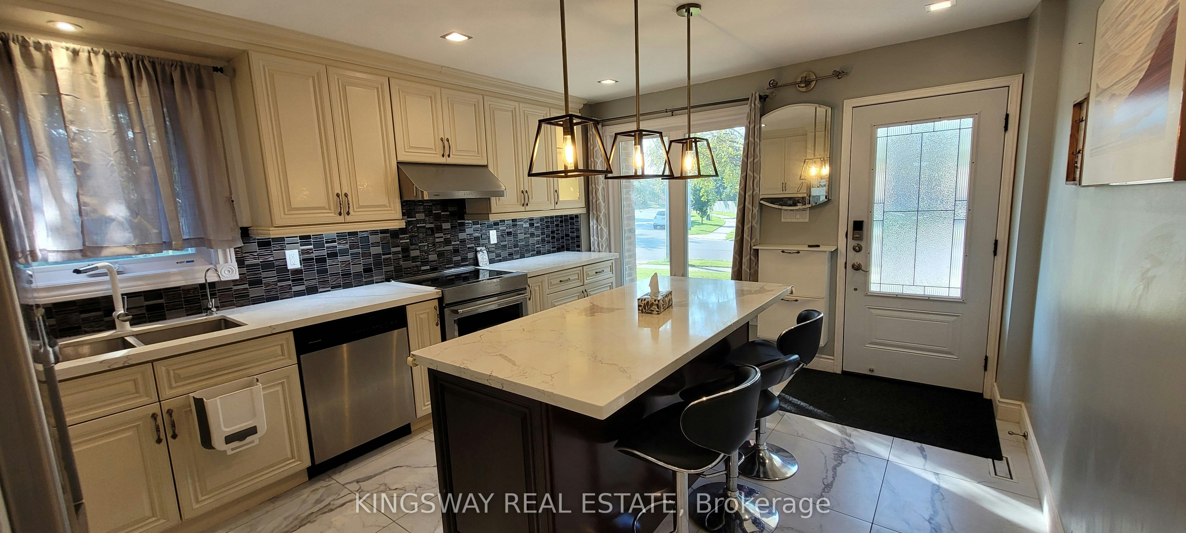 7096 Cordingley Crescent, Mississauga, ON, L5N 4Z8 - 5