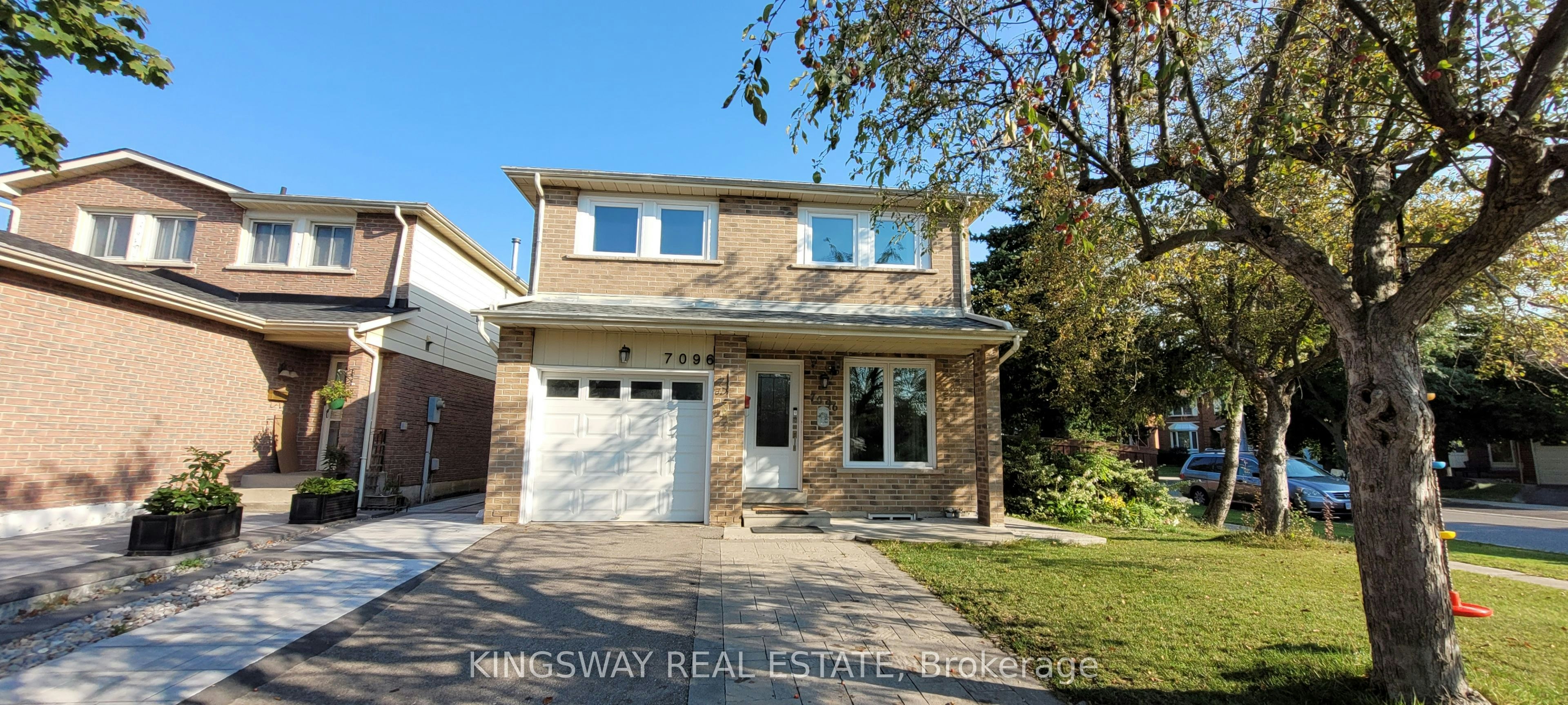 7096 Cordingley Crescent, Mississauga, ON, L5N 4Z8 - 2