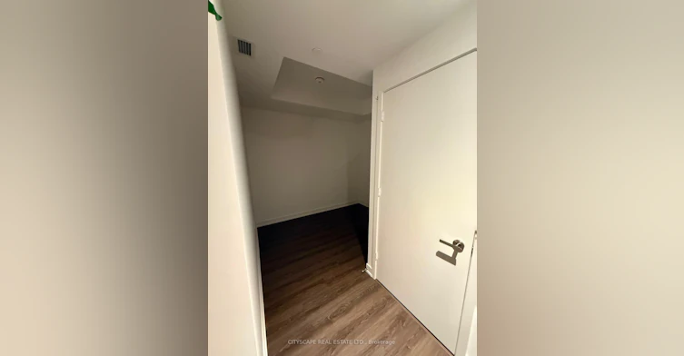 205-448 Burnhamthorpe Road W, Mississauga, ON, L5B 0R4 - 9
