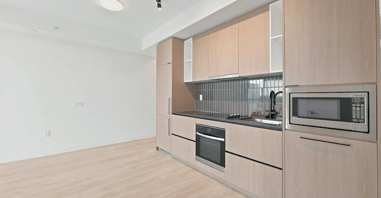 1805-1285 Dupont Street, Toronto, ON, M6H 0E3 - 5