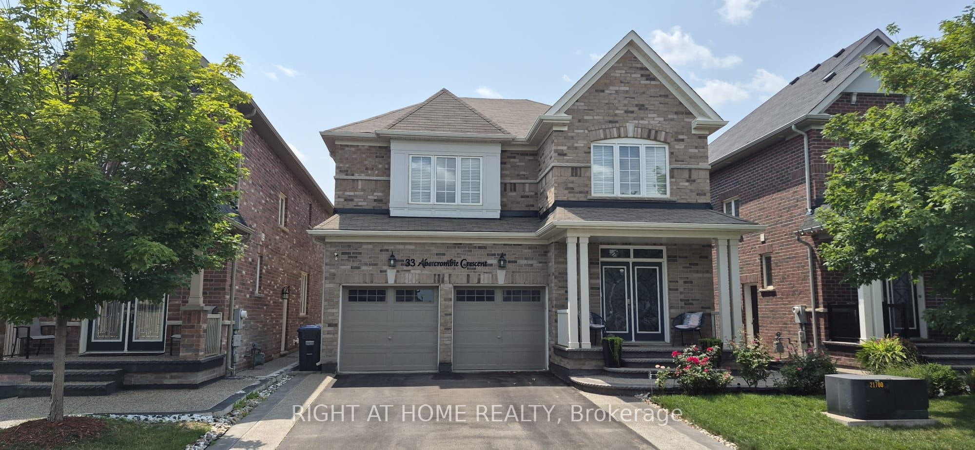 33 Abercrombie Crescent, Brampton, ON, L7A 4N1