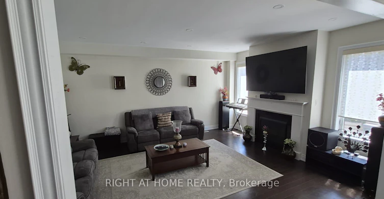 33 Abercrombie Crescent, Brampton, ON, L7A 4N1 - 7