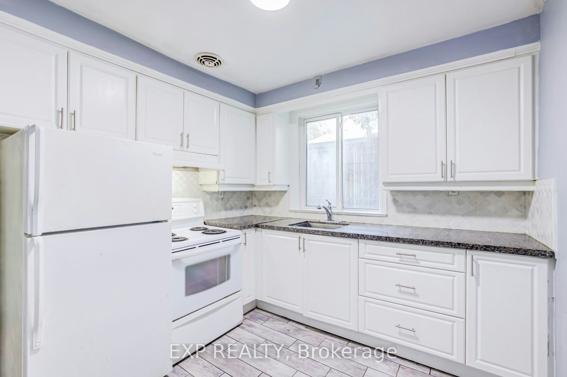 Main-767 Marlee Avenue, Toronto, ON, M6B 3J8 - 5