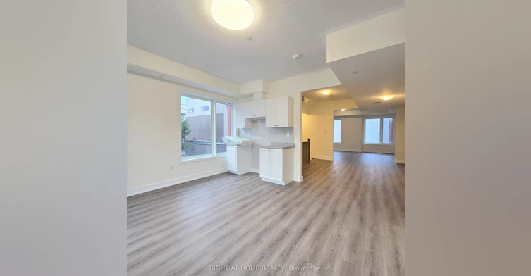 #Upper Unit-137 Frederick Tisdale Drive, Toronto, ON, M3K 2B8 - 7