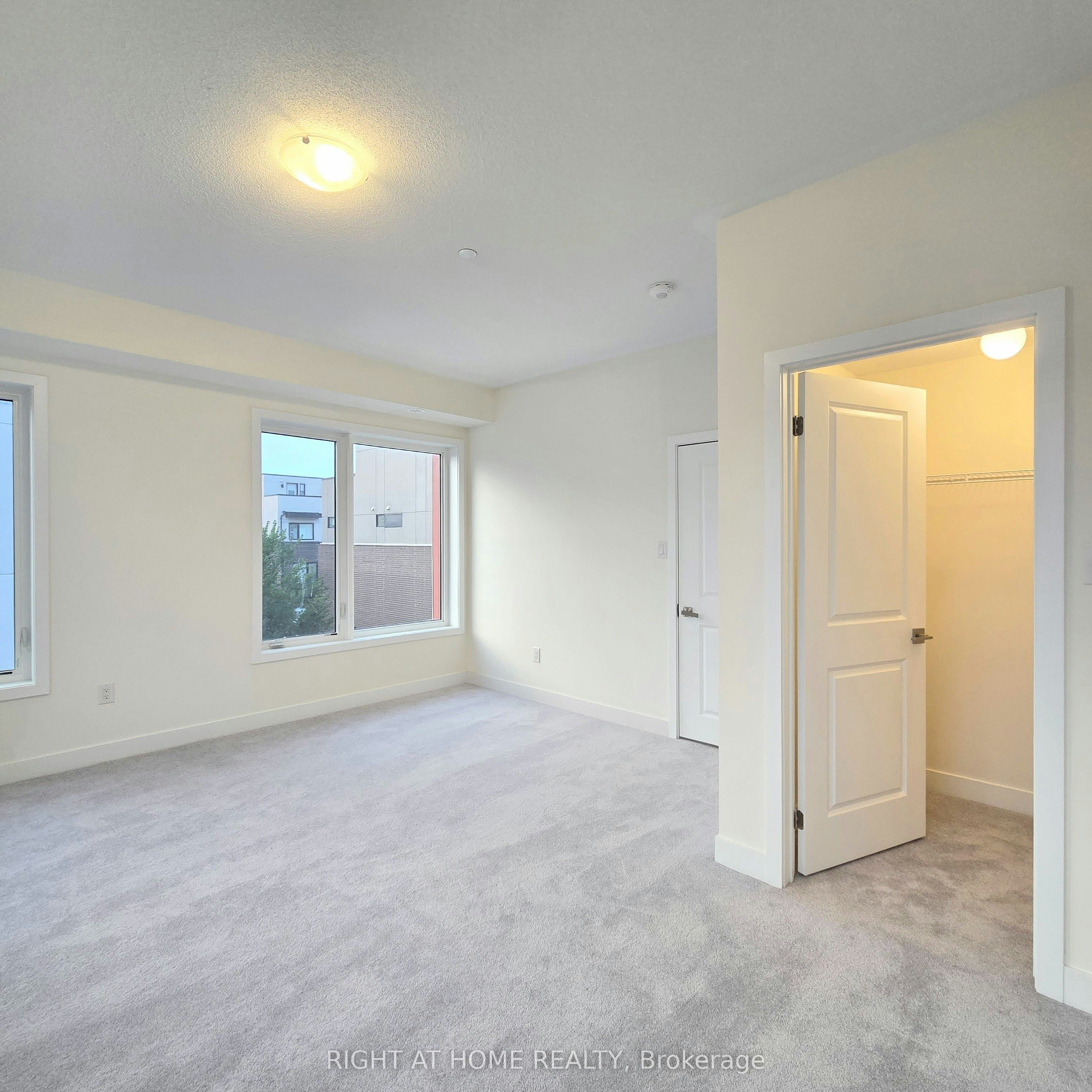 #Upper Unit-137 Frederick Tisdale Drive, Toronto, ON, M3K 2B8 - 17