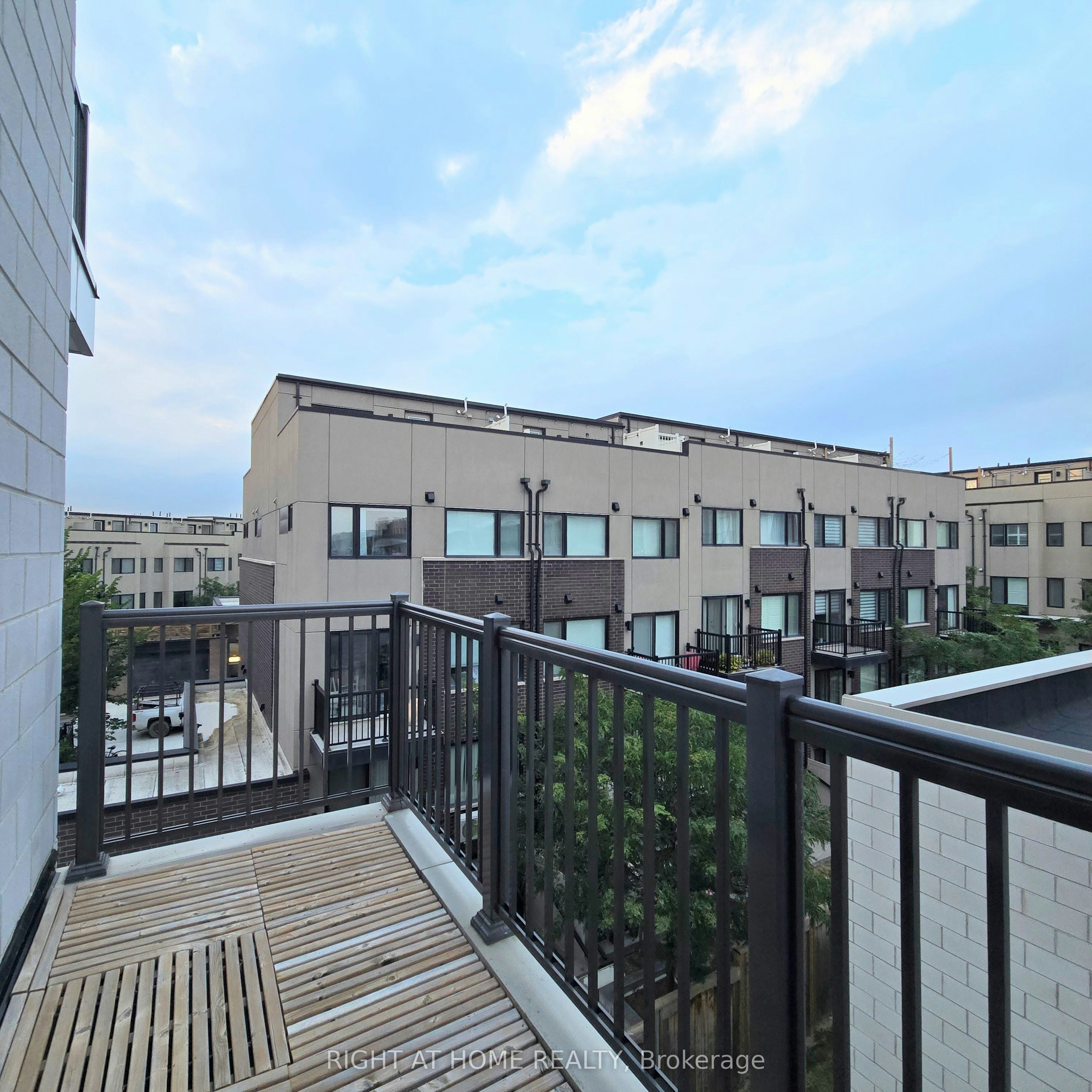#Upper Unit-137 Frederick Tisdale Drive, Toronto, ON, M3K 2B8 - 14