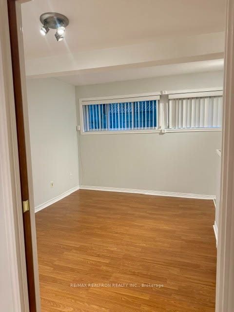 BSMT-6 Greenlaw Avenue, Toronto, ON, M6H 3V5 - 5