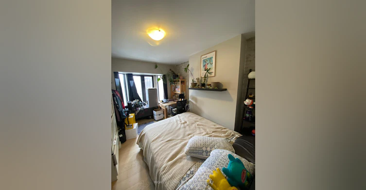 3A-1022 Bloor Street W, Toronto, ON, M6H 1M2