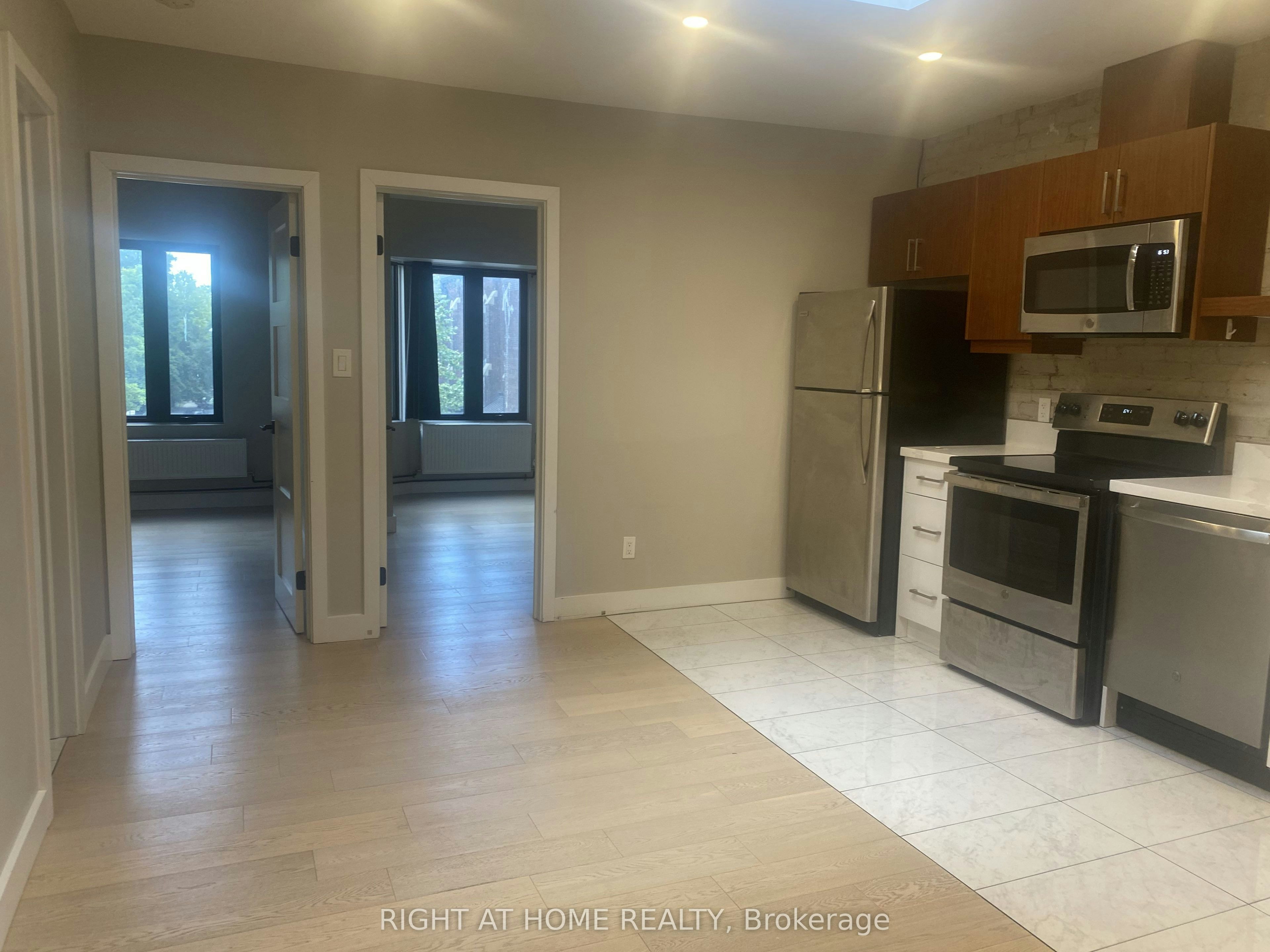 3A-1022 Bloor Street W, Toronto, ON, M6H 1M2 - 4