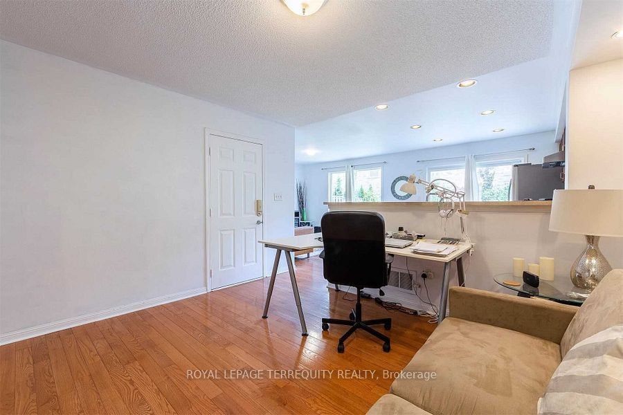 2458 Baintree Crescent, Oakville, ON, L6M 4W9 - 9
