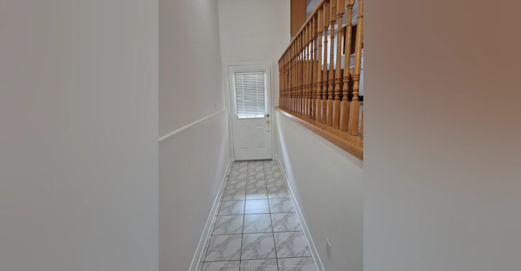 111-1050 Bristol Road W, Mississauga, ON, L5V 2E8 - 3