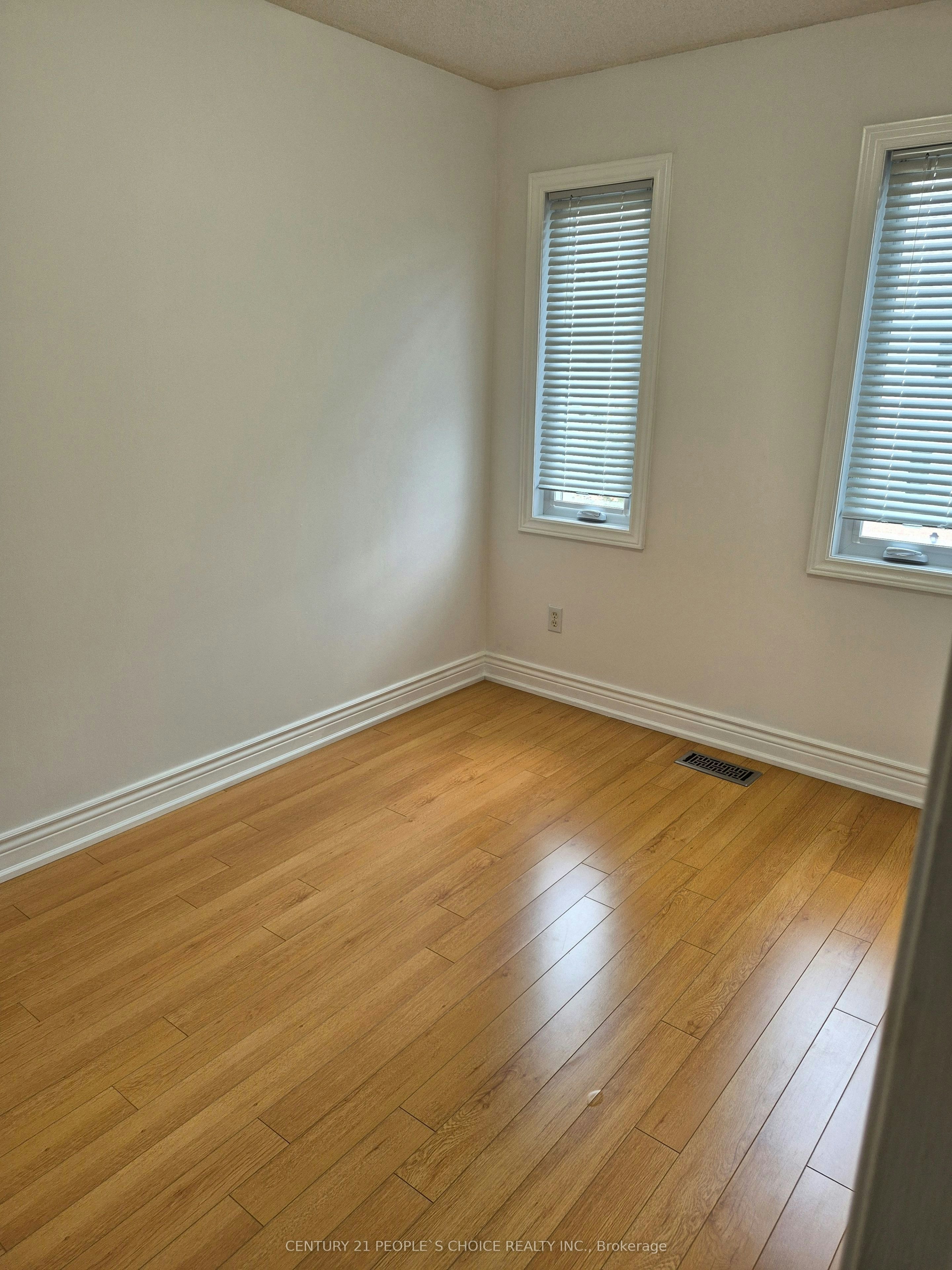 111-1050 Bristol Road W, Mississauga, ON, L5V 2E8 - 11