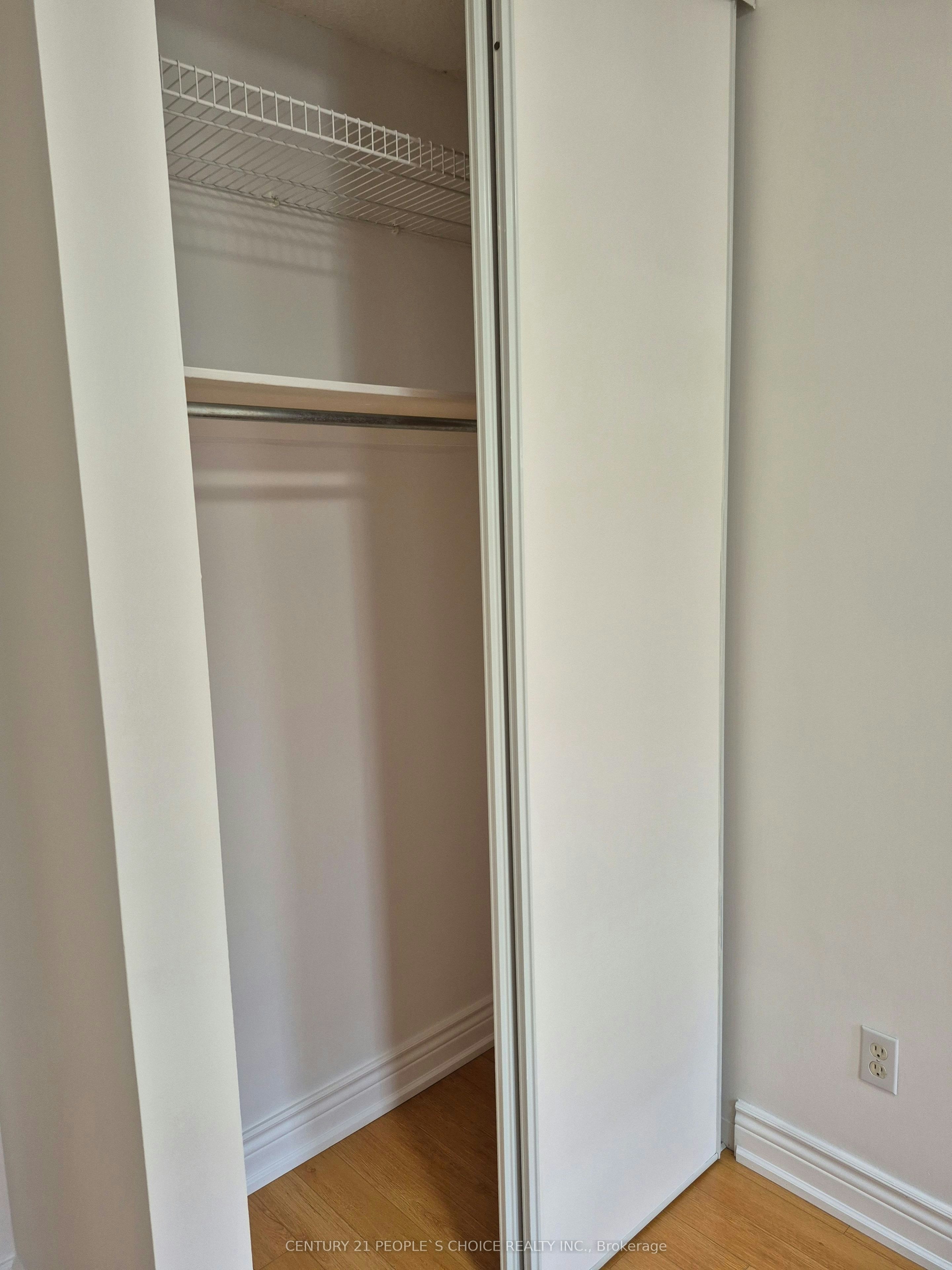 111-1050 Bristol Road W, Mississauga, ON, L5V 2E8 - 13