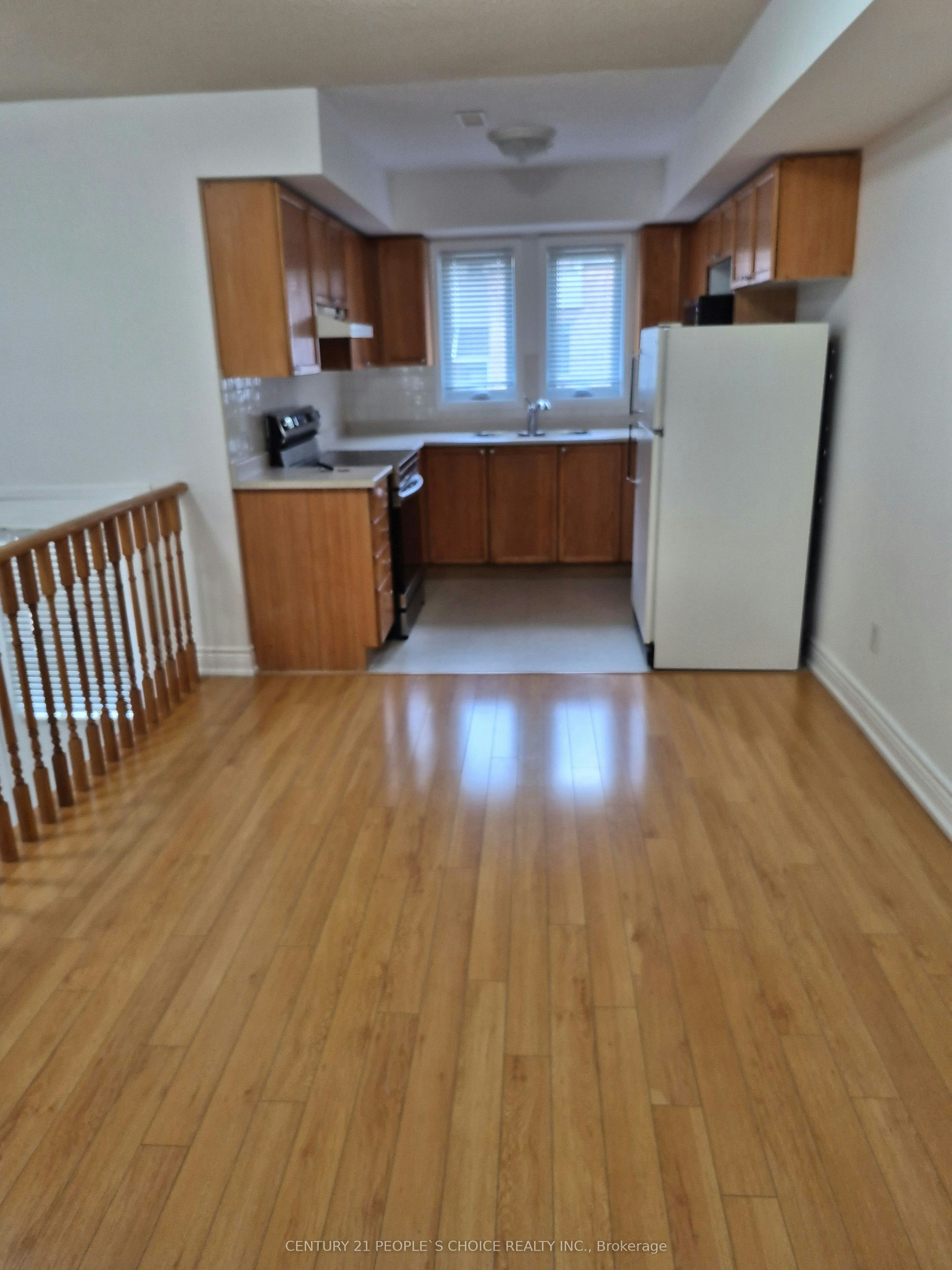 111-1050 Bristol Road W, Mississauga, ON, L5V 2E8 - 4