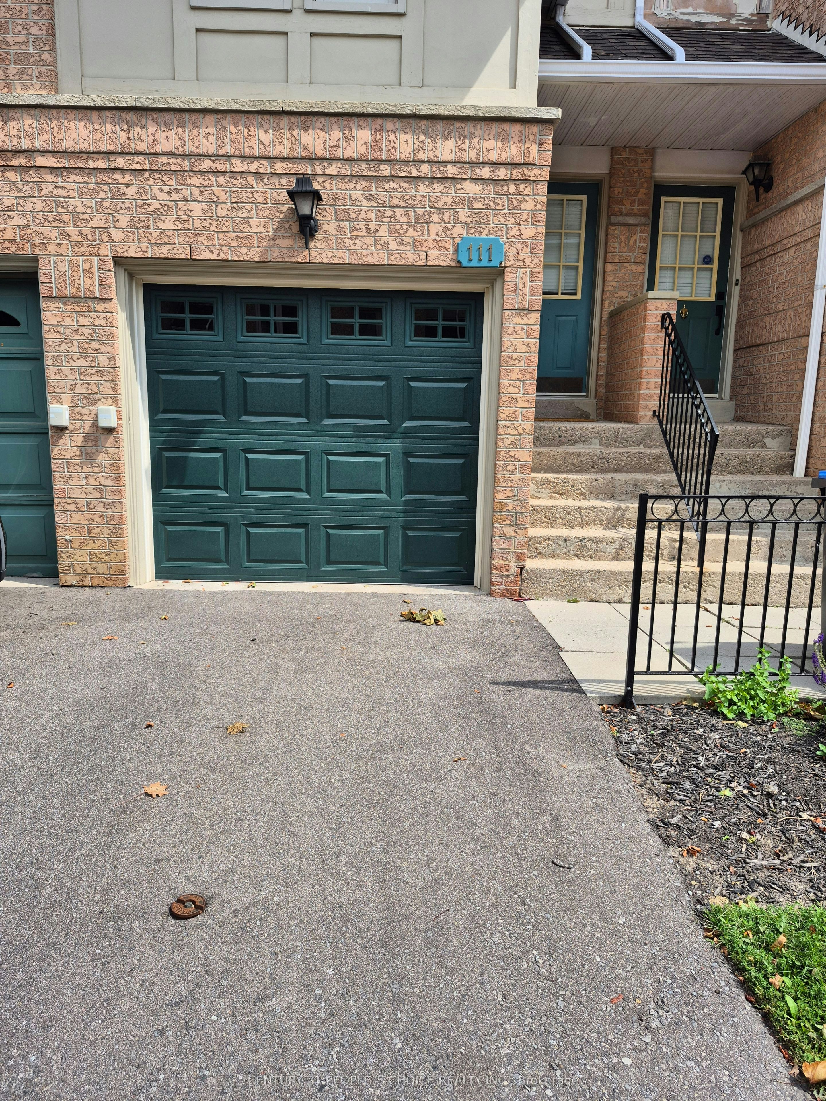 111-1050 Bristol Road W, Mississauga, ON, L5V 2E8 - 2