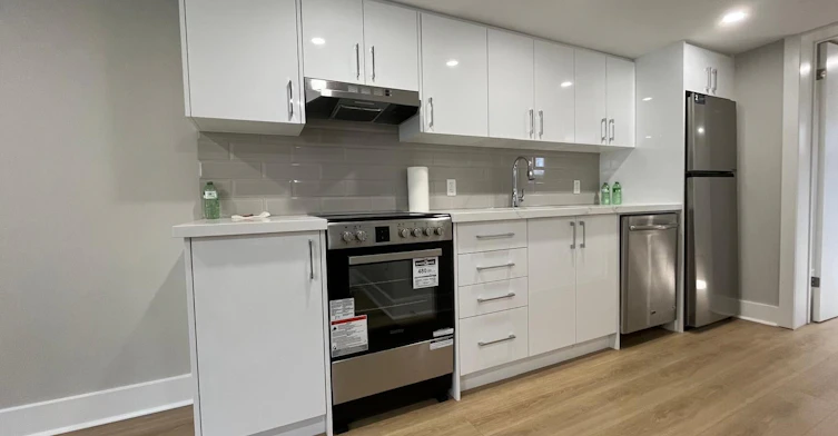 B-41 Tavistock Road, Toronto, ON, M3M 2N5 - 4