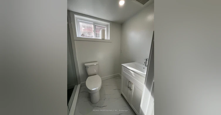 B-41 Tavistock Road, Toronto, ON, M3M 2N5 - 8