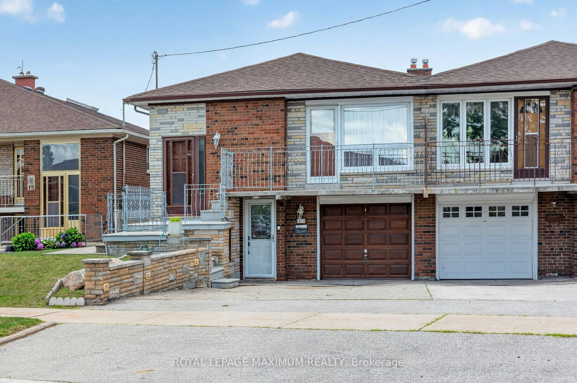 11 Hisey Crescent, Toronto, ON, M3N 1T9