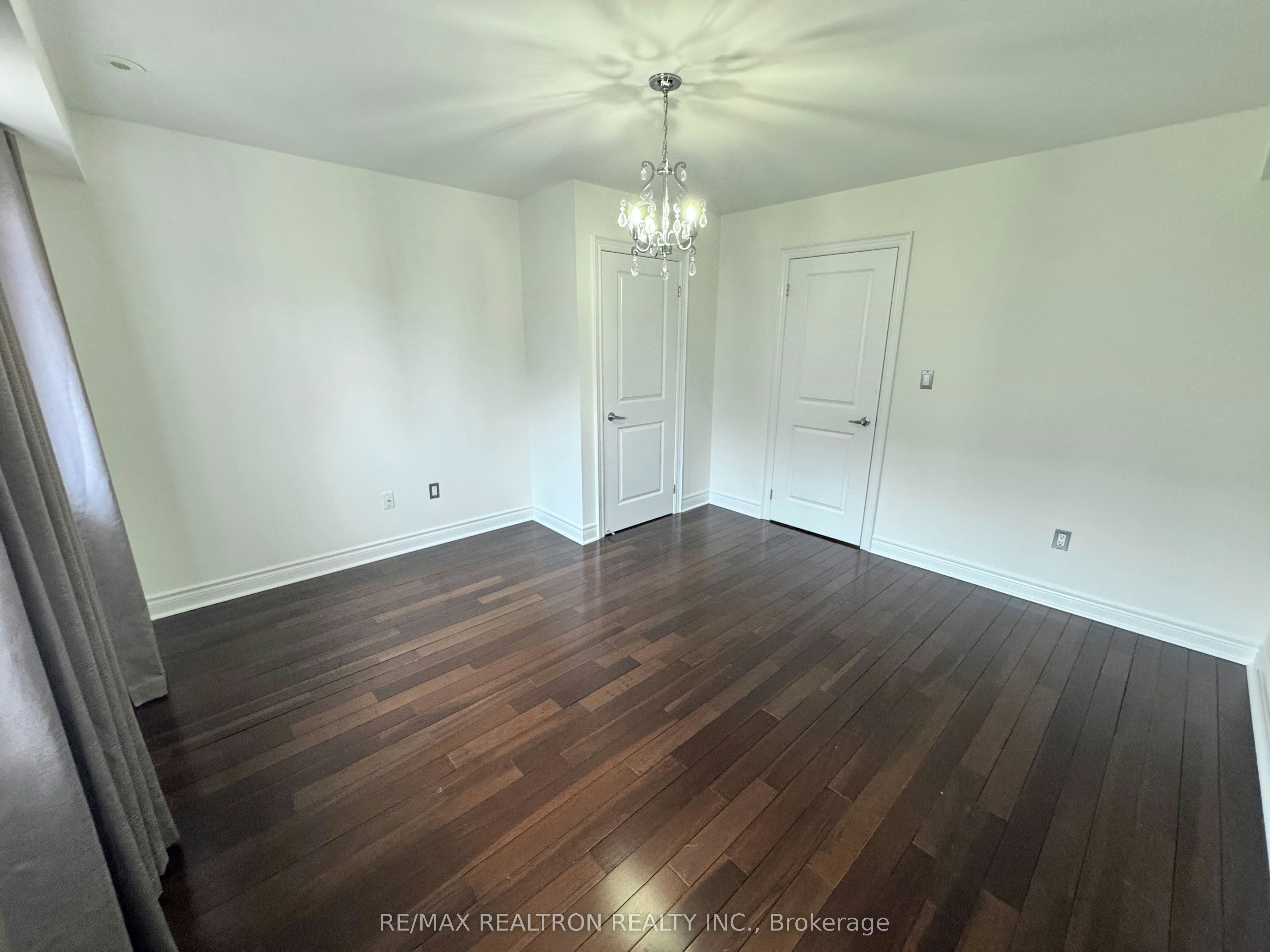 54 Cormier Heights, Toronto, ON, M8Z 0B5 - 10